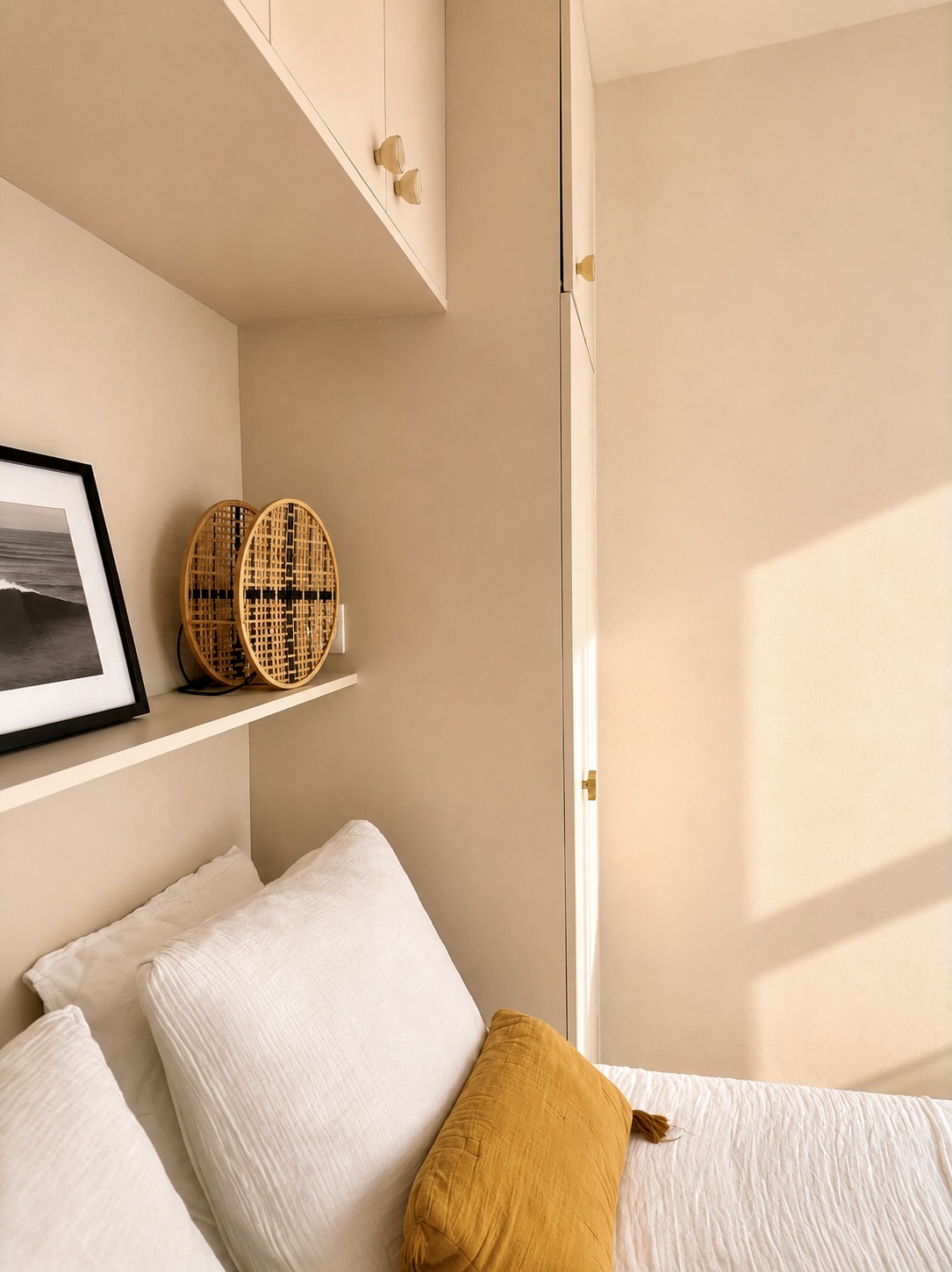 Chambre rénovation Myrha Paris 18